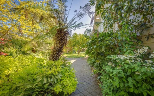 The Heart of Emerald Bed & Breakfast - photo 2