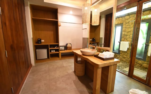 The Nine Thipthara Klongson Resort - photo 4