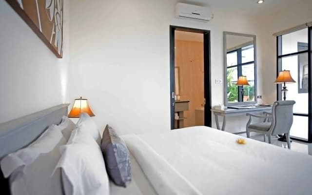 Awila Villa Kuta - photo 4