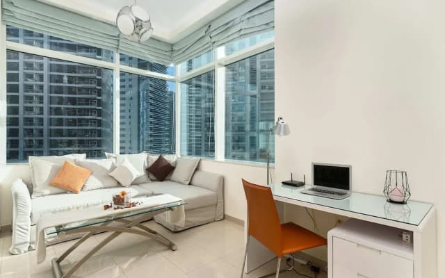 Beautiful 1BR with sunset view - photo 5