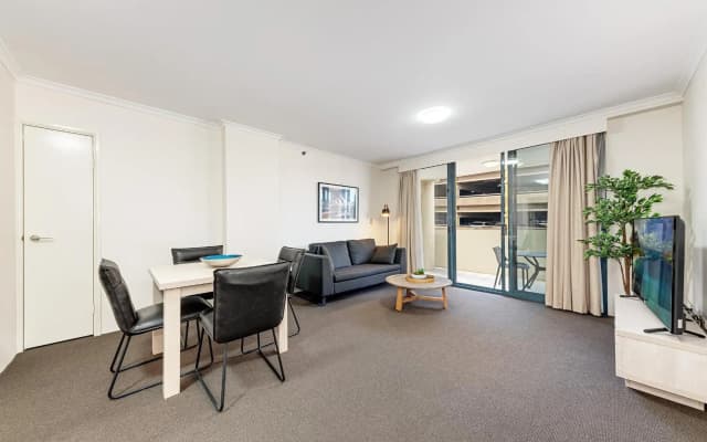 KOZYGURU Sydney CBD Best Location 1 Bed APT NHA317-502A - photo 3