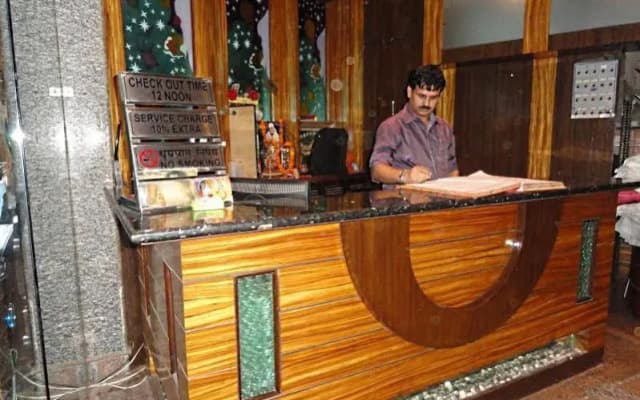 Hotel Shbad Deluxe - photo 3