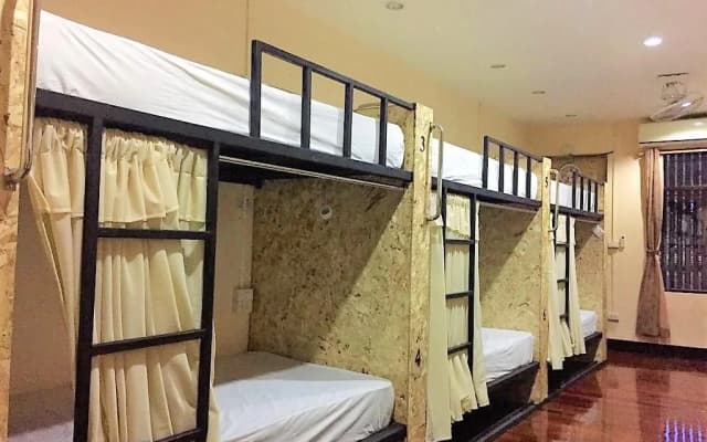 Triple s hostel - photo 2
