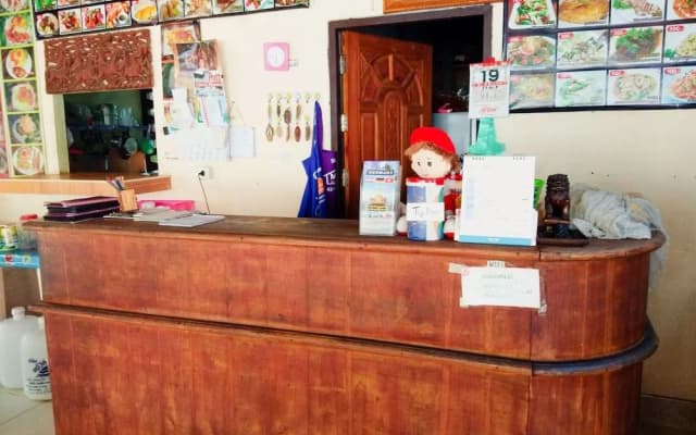 Pott Guesthouse - photo 2