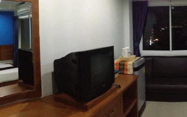 Dow Guesthouse - photo 5