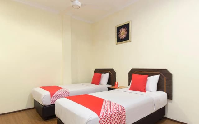 OYO 90422 T-signature Hotel Kuala Lumpur - photo 3