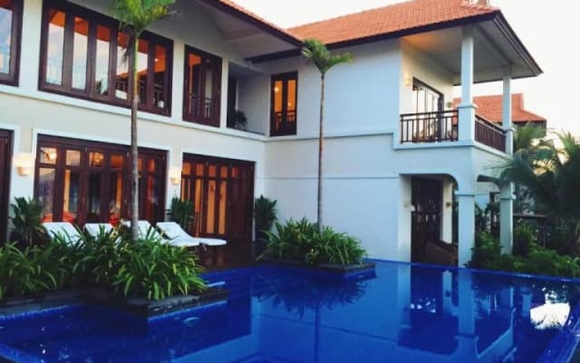 Golden Lotus Diamond Villa Da Nang - photo 5