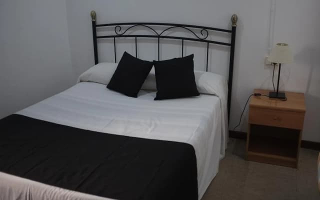 Hostal Europa - photo 4
