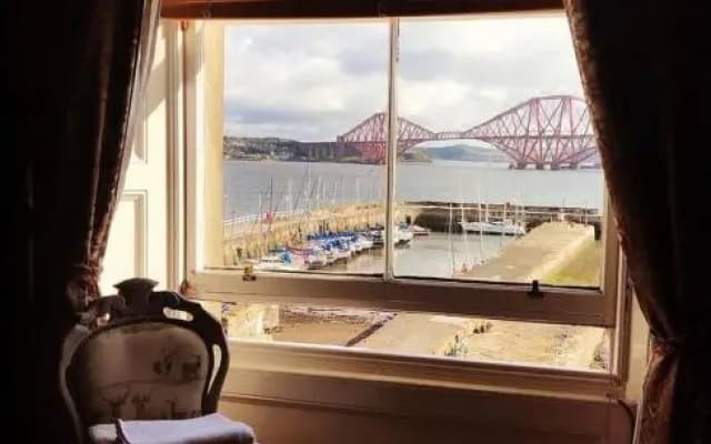 The Stag Head Hotel - photo 5