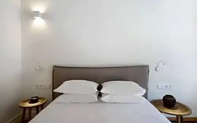 Plues 43 suites Athens / C - photo 2
