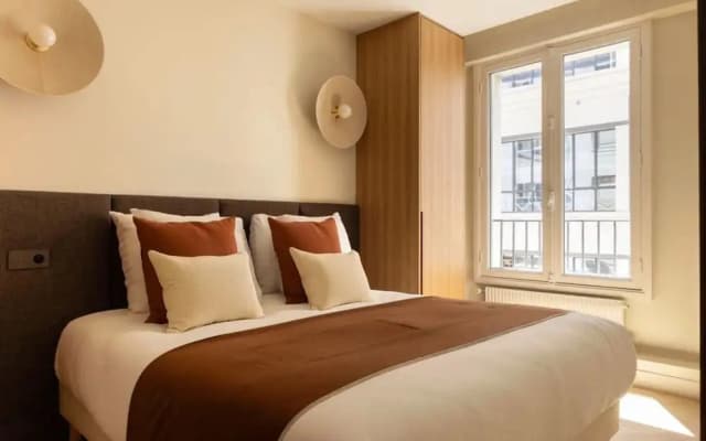 Modern Appartement a/c 2br/4p - Montmartre - photo 3