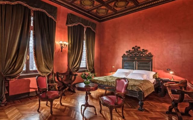 Hotel Locarno - photo 2