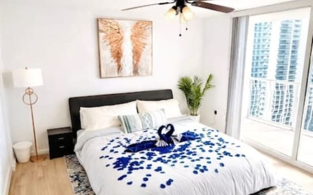 Brickell Bay 3505 - photo 4