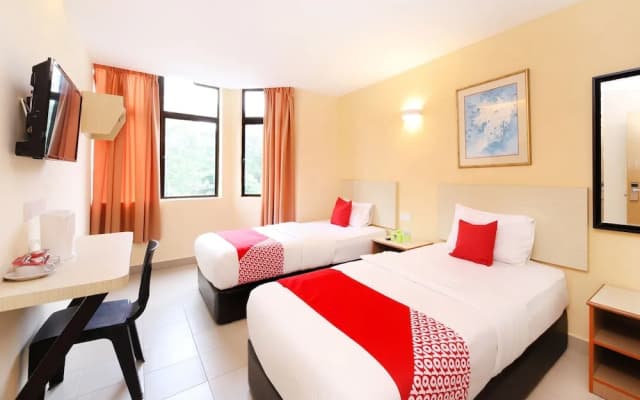 Seven Days Hotel - photo 4