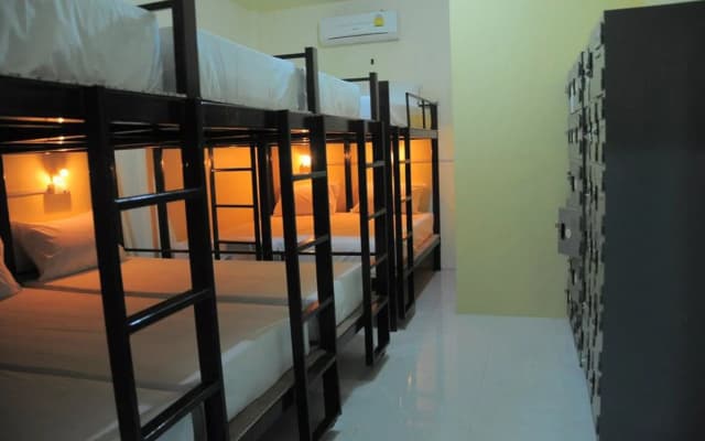 Seventeen Hostel - photo 3