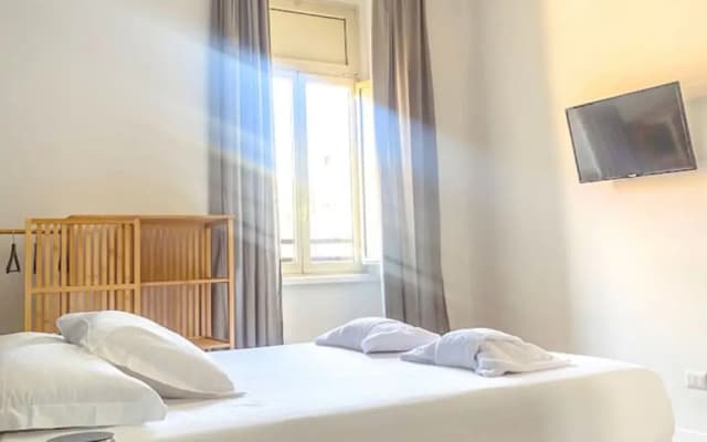 Lexie Suites Guesthouse - photo 5