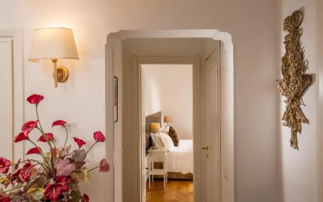 Alexander Apartment - photo 2
