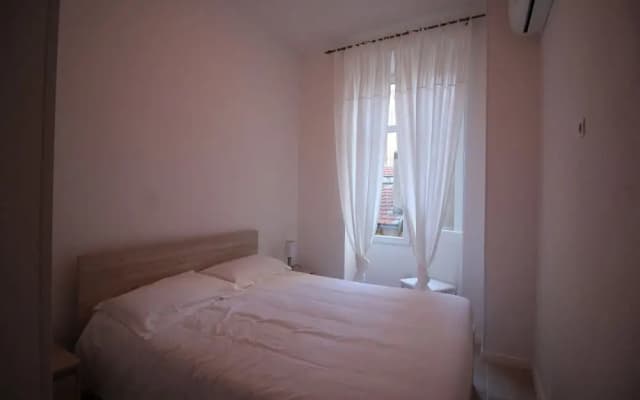 Nice Booking - FRANCE Carré d'Or - Plage - photo 3