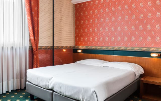 Hotel Des Etrangers - photo 4