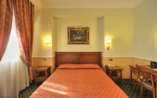 Aurora Garden Hotel - photo 5