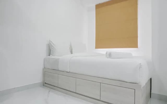 Comfort Studio at Menteng Square Apartment - photo 3