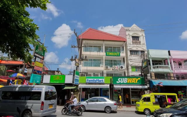 Time Out Hotel Beach Front - photo 4