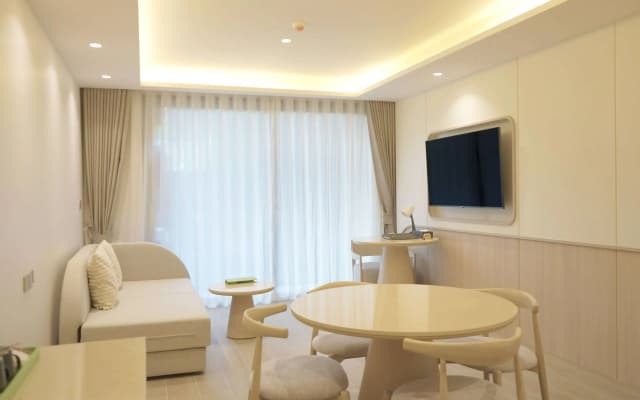 Wyndham Garden Naithon Phuket - photo 3
