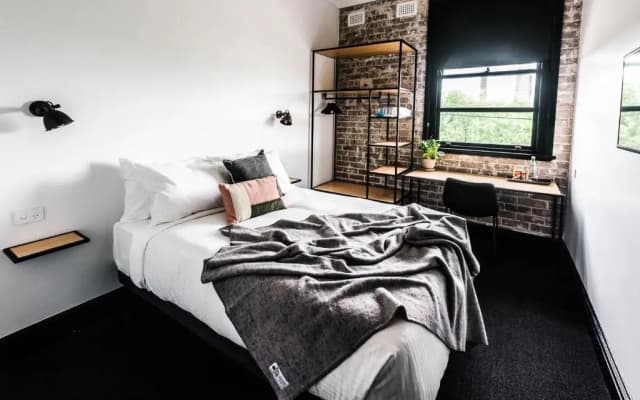 Sydney Park Hotel - photo 3