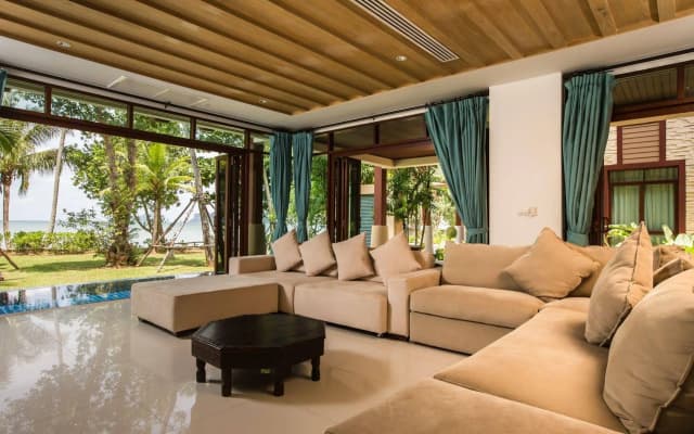 Amatapura Beach Villa 14 - photo 2