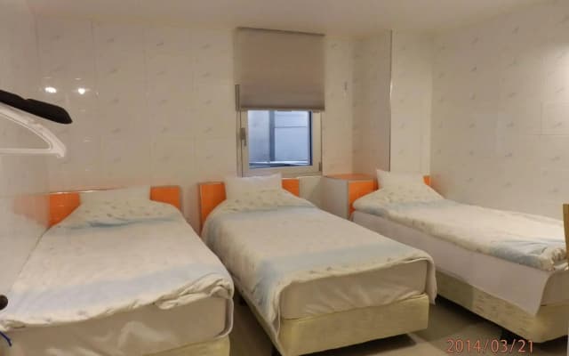 Click Hotel - photo 2