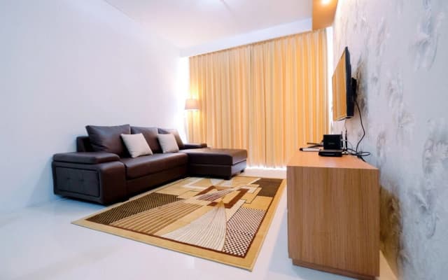 Simply 2BR Lexington Apartment - photo 5