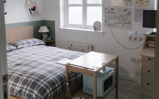 BroomHouse HomeStay - photo 2