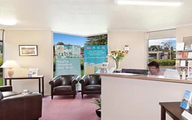 Ringwood Lake Inn - photo 2