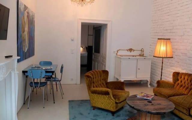 This is not a Hotel - photo 2