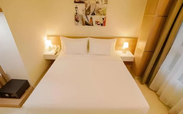 Hotel Dharmein - photo 3