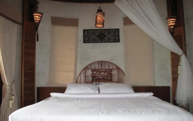 Malibu Beach Bungalows - photo 5