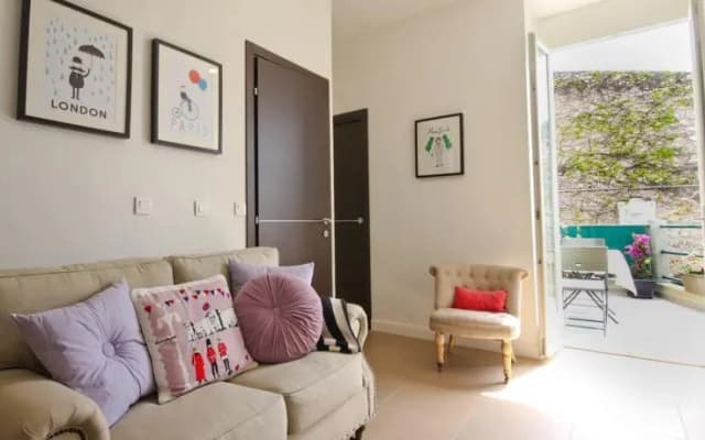Rare! Terrace with Sea View Apartment, Vieux Nice - photo 3