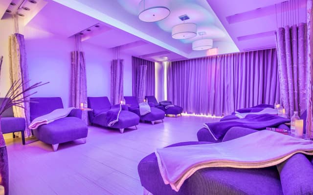 Hilton Grand Vacations Club on the Las Vegas Strip - photo 5