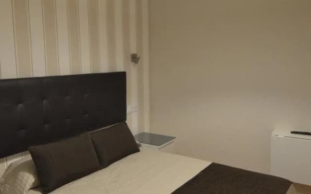 Hostal Milan - photo 3