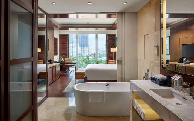 JW Marriott Hotel Hanoi - photo 3