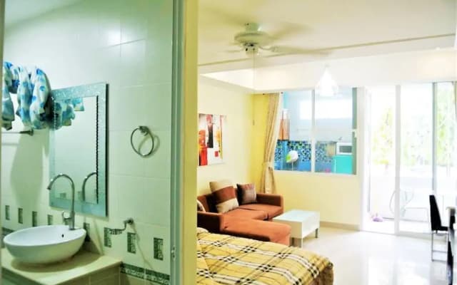 Central Pattaya Apartment - photo 5