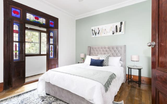 Spacious 3 Bedroom Minutes To CBD - photo 4