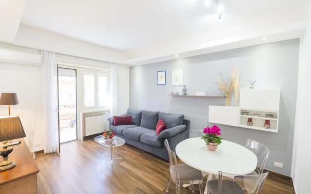 Lovely Design Apartment With Balcony - photo 3