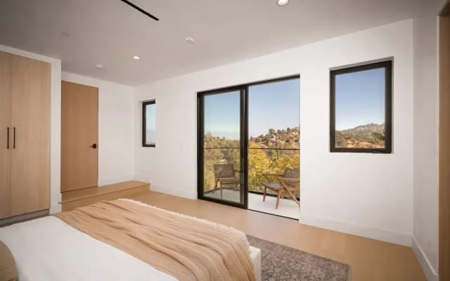 Woodhill Canyon - photo 4