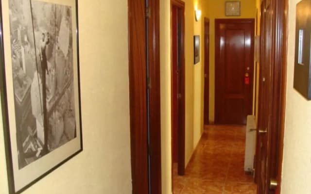 Hostal Enebral - photo 2