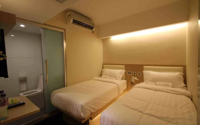 i-Hotel Limited - photo 3