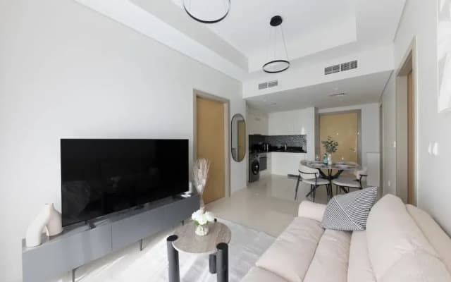 Cozy 2BR in Business Bay Aykon Tower - photo 2
