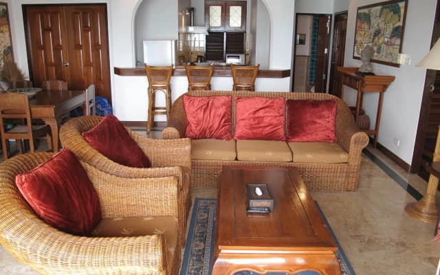 Grand Villa La Perla - photo 2