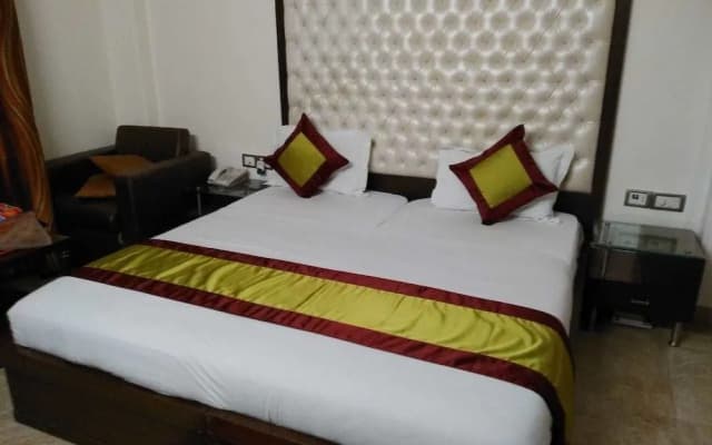 Super 51 Hotel - photo 3