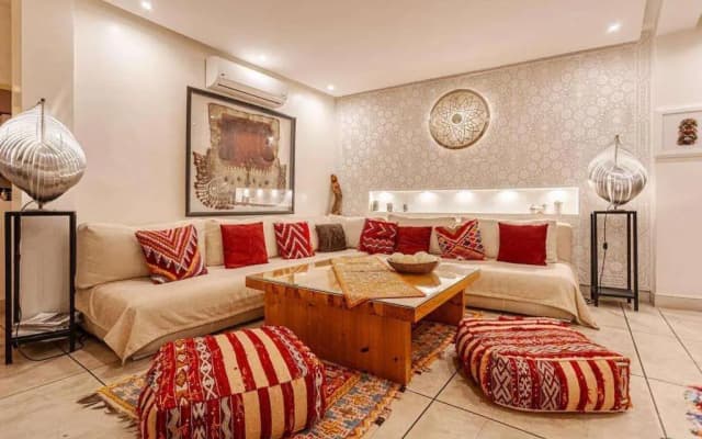 Riad La Sarrazine - photo 2